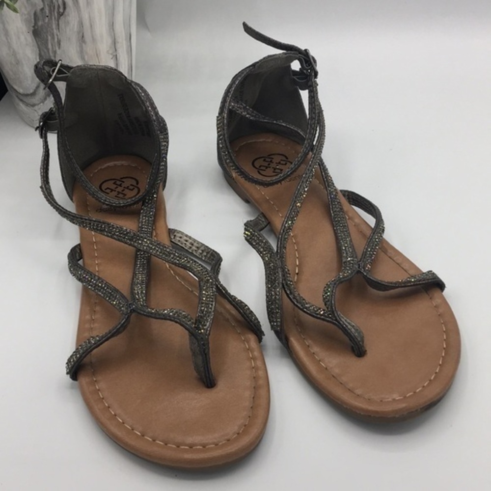Daisy Fuentes Glends metallic sparkle sandals